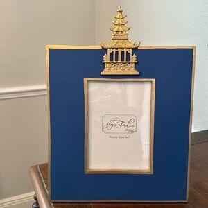 Jayes Studio picture frame never used